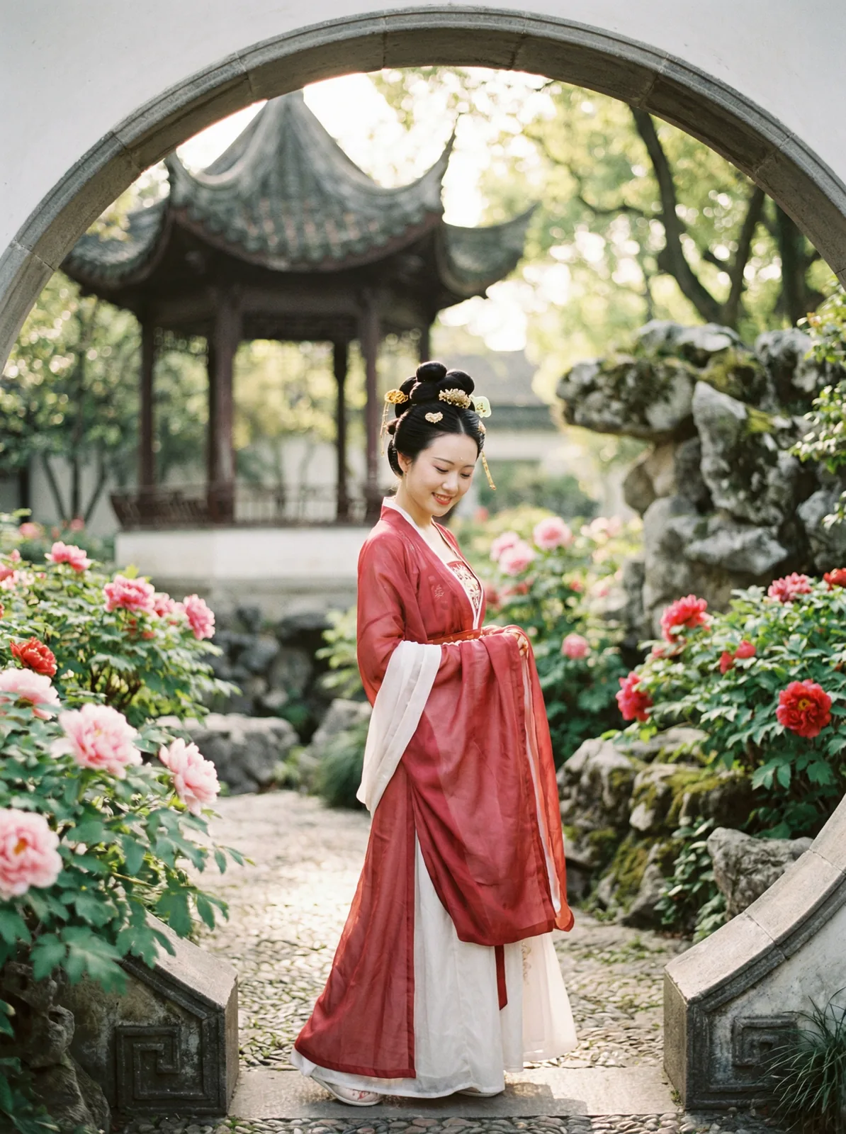 集芳阁 - 月下牡丹亭高清艺术摄影